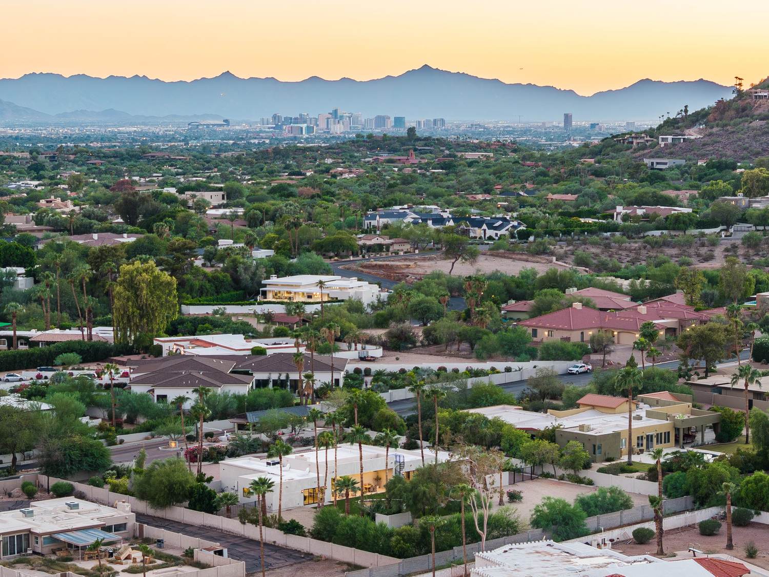 Views to the downtown Phoenix skyline